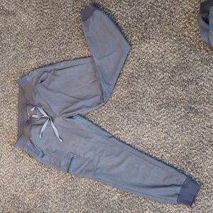 FIGS technical collection scrub joggers gray size M